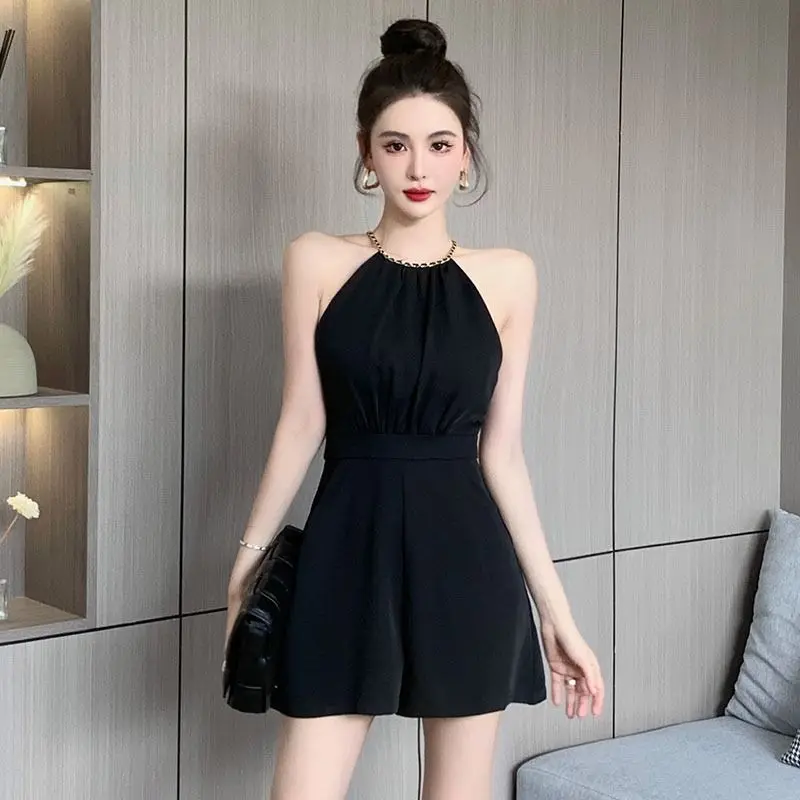 Cool White Woman Shorts Office – Summer Clothing Trends 2025 recenzja i cena